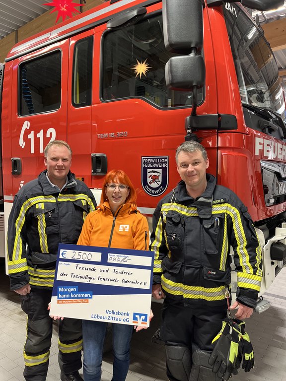 Volksbank_Spende_Feuerwehr.jpeg