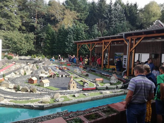 Modelleisenbahn_Gottschlich_1.jpg